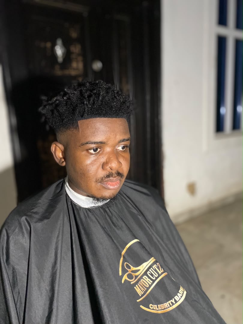 Textured fade with lineup