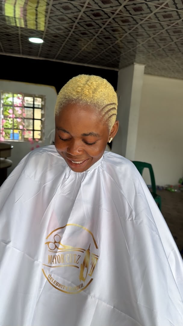 Ladies cut — Mayor Cut’z